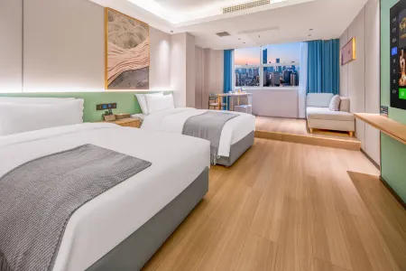 Muqi Light Luxury Hotel Отели рядом с достопримечательностью «Hunan Biological and Electromechanical Polytechnic (Donghu Campus)»