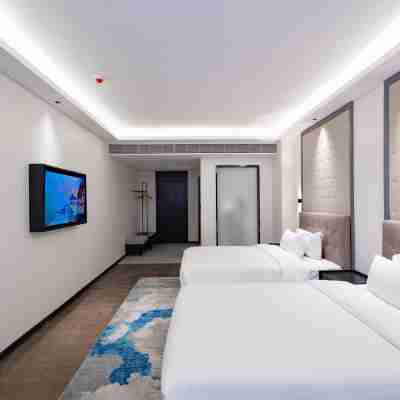 Guangning Wanfeng Hotel Rooms