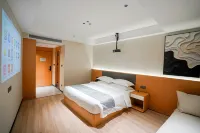Platinum City Interstellar Hotel, Jishui County - 2-Star