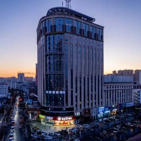 Grey Whale Smart Hotel (Baoding Train Station)
