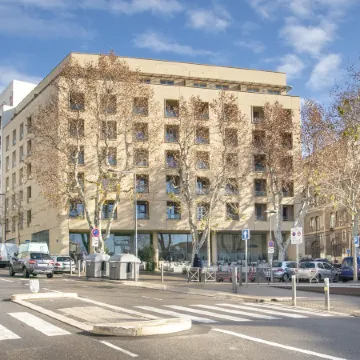 Zenitude Hôtel Résidences Marseille Saint-Charles Отели рядом с достопримечательностью «Район Ла-Корниш»
