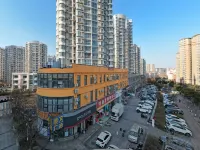 Ward Aladdin Hotel (Changjiang East Road Huangdao Golden Beach Branch) Hotel in zona Qingdao Qianwan United Container Marina