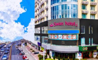 Swan Love Hotel