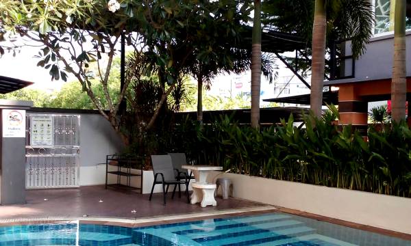 SB Living Place Hotel Phuket Town