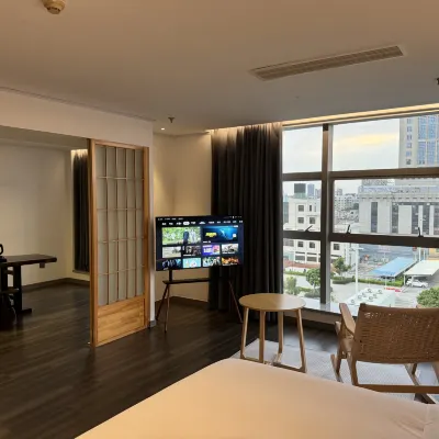 圓周智住酒店(中山小欖大信新都滙店) 鄰近鳳山公園的酒店