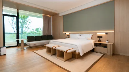 Yixing InLong  Lingshang Holiday House Отели рядом с достопримечательностью «Shanjuan Cave»