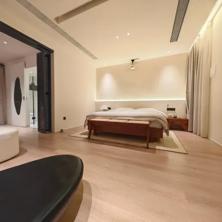 Mingyue Hotel (Miluo)