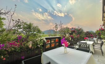 Ya Bei Boutique Hotel