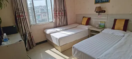 Baicaoling Hotel Отели рядом с достопримечательностью «Gymnasium»