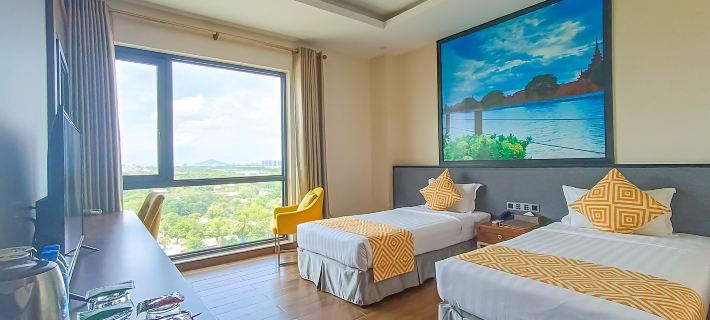 Holiday Pier Hotel Hotels in Mandalay