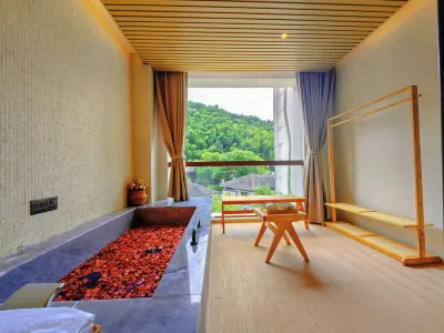 Shanye Hot Spring Hotel (Yichun Warm Soup Tianmu Hot Spring Valley Branch) Hotels in 