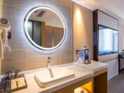 Cloud Hotel Lanzhou Zhangye Road Pedestrian Street Branch Hotels near Zhangye Road Commercial Street