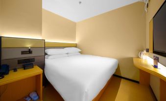 Rujia Yihe Hotel (Beijing Happy Water Cube Water Park Dacheng Road Branch)