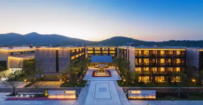 Nanjing Tangshan Hentique Spring Valley Hotel Hotels near Ziqing Lake Safari Park