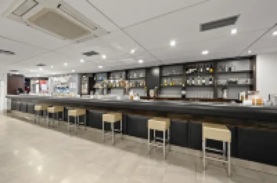 โฮเทล เซนทรัล รามิโร I โอเวยโด