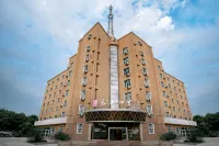 Homeinn Fairyland Hotel (Korla Railway Station)