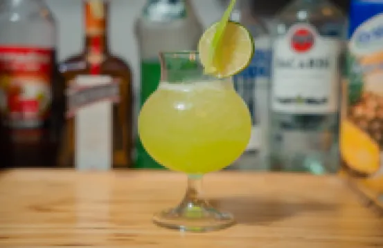 ไวท์ คอร์เนอร์ โรงแรม