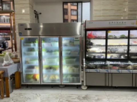 銀豊ホテル 屏辺ミャオ族自治県 屏辺ミャオ族自治県のホテル