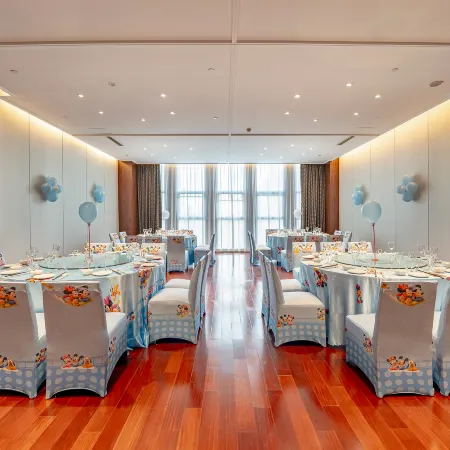 Jinling Grand Hotel