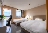 Lanwan Homestay (Qingfangcheng Subway Station) فنادق في 