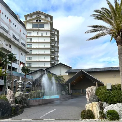 Mikazuki Sea-Park Hotel Katsuura Hotels near Ubara Beach