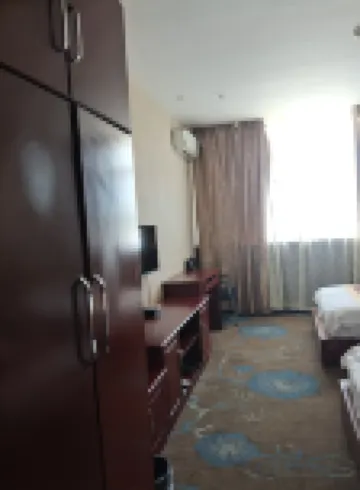 塔城君御明城酒店 鄰近塔城市烈士陵園的酒店