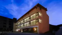 Jiuzhaigou Xiangxiong Linka B&B