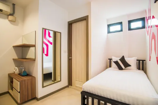 ห้องเล็ก Small xs ไม่มีลิฟต์