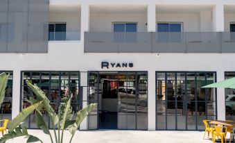 Ryans Lolas - Adults Only
