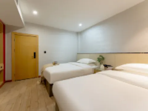 HUAXI Hotel Hotels in Luzhou