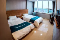 Huayi Hotel (Weifang Health East Street) Hôtels à : Weifang