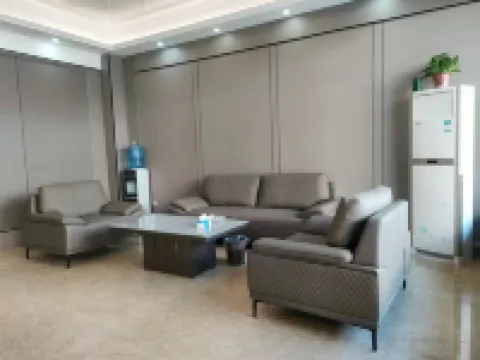 Forest Hotel Chain (Chunshui Road Branch)