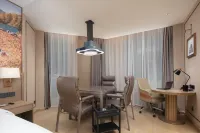 vienna  hotel（Xiantao Fuzhou Avenue Store） Hotel in zona Xiantao No.2 Automobile Transport Eastern District Passenger Transport Terminal