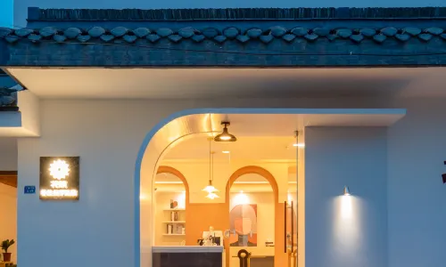 Floral Hotel·Lane's Journey Hotel