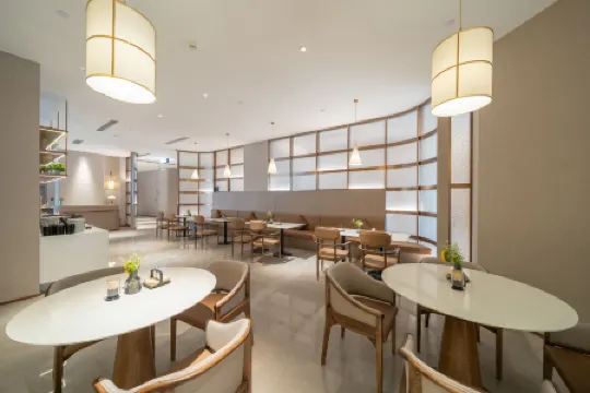 Atour Hotel Harbin Qunli Dingxiang Park Subway Station Отели рядом с достопримечательностью «Tian Jiabing Gymnasium»