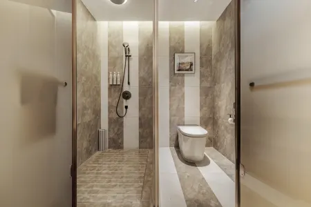 Howard Johnson Life Jiulongpo Chongqing Отели рядом с достопримечательностью «Kong Xiangxi Residence of Chongqing»