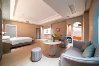 HILLMAN HOLIDAY HOTELS Hotel dekat Puning Railway Station