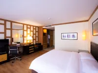 The Tarntawan Hotel Surawong Bangkok Hoteles cerca de Distrito de las Embajadas
