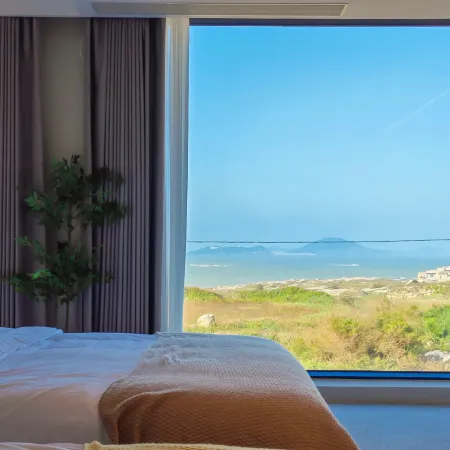 roost in sea homestay