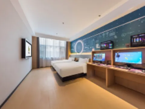 IU Hotel (Lingqiu Tanghe Longyuan Branch) Hotels in Lingqiu