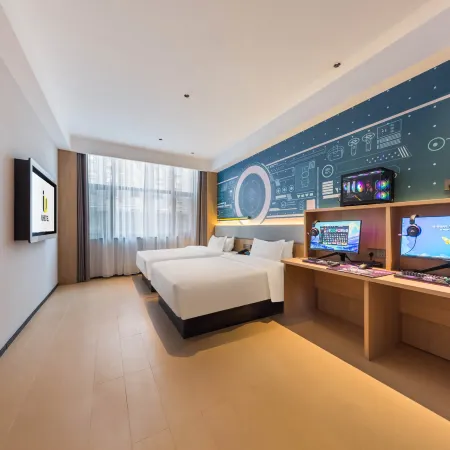 IU Hotel (Lingqiu Tanghe Longyuan Branch)