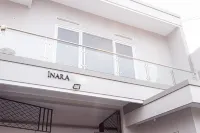 INARA GUESTHOUSE & VILLA Hotel dekat Toko Sahara