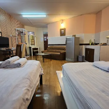 IMPACT Muang Thong Thani, daily rental room, Muang Thong Popular Condo C5