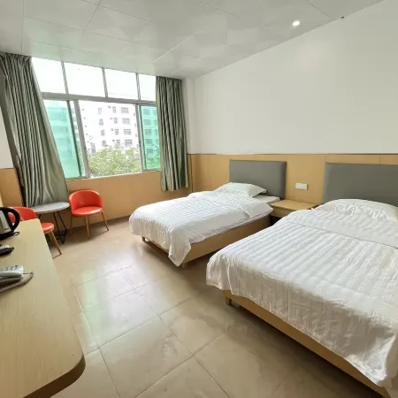 Qunxing Hotel (Yanjiang Second Road) Hotels in Ding'an