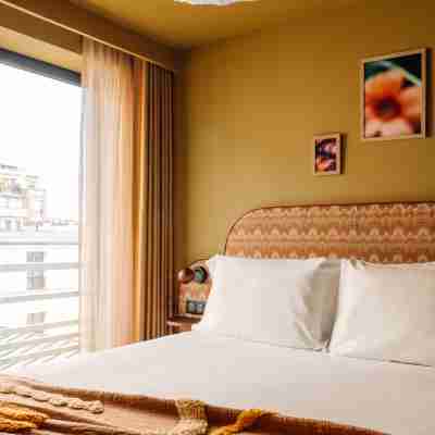 Le Jardin de Verre by Locke Rooms