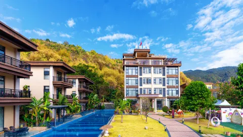 Shuiyun Yashe Guesthouse in Yingde