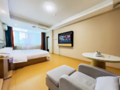 โรงแรมคราวน์ (สาขา สถานีขนส่ง เซียนโหยว ผูเถียน ถนนอาหารหลินอัน)