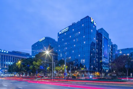 Hyatt Place Shanghai Hongqiao CBD Отели рядом с достопримечательностью «Cheung Kong Graduate School of Business»