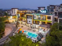 Tai Shan Yihe Hot Spring City Floral Whisper Hot Spring Villa