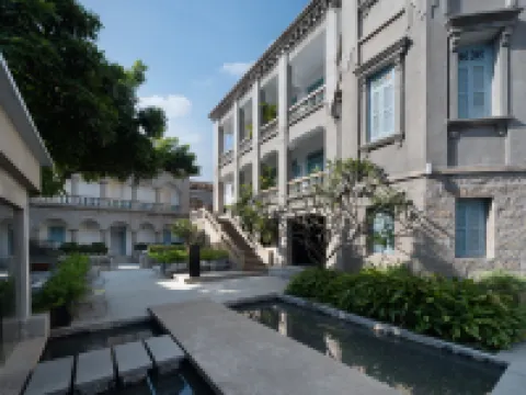 More Fun Hotel Hotels near Kulangsu